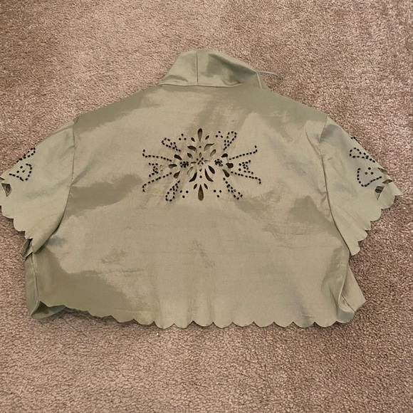 Two piece Green Tank and Jacket set - Picture 2 of 7